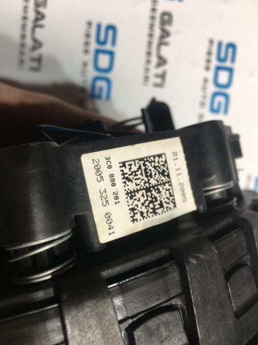 Airbag Volan VW Passat B6 2005 - 2010 COD : 3C0 880 201 / 3C0880201