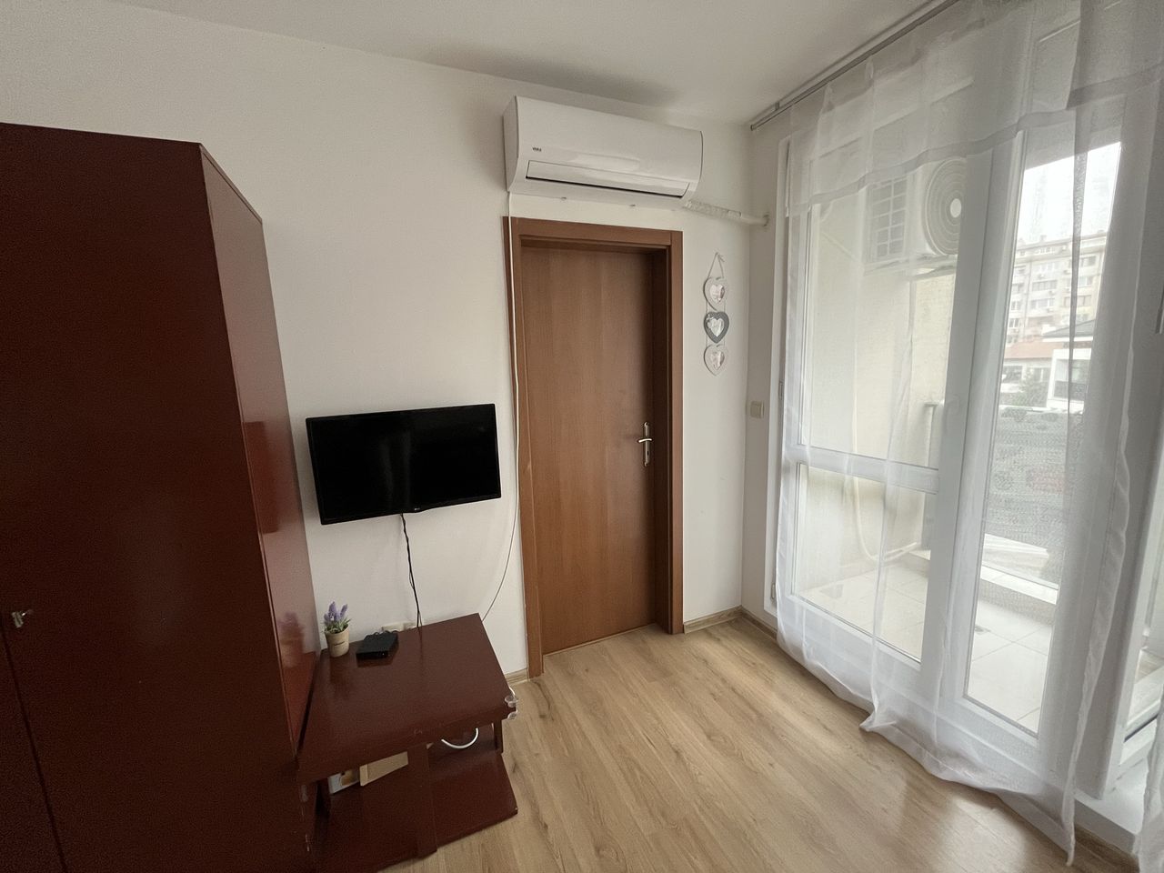 Дава се под наем Двустаен апартамент в София, Овча купел - 60 кв.м за 700 € - Снимка #1