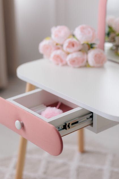 Трюмо для девочек