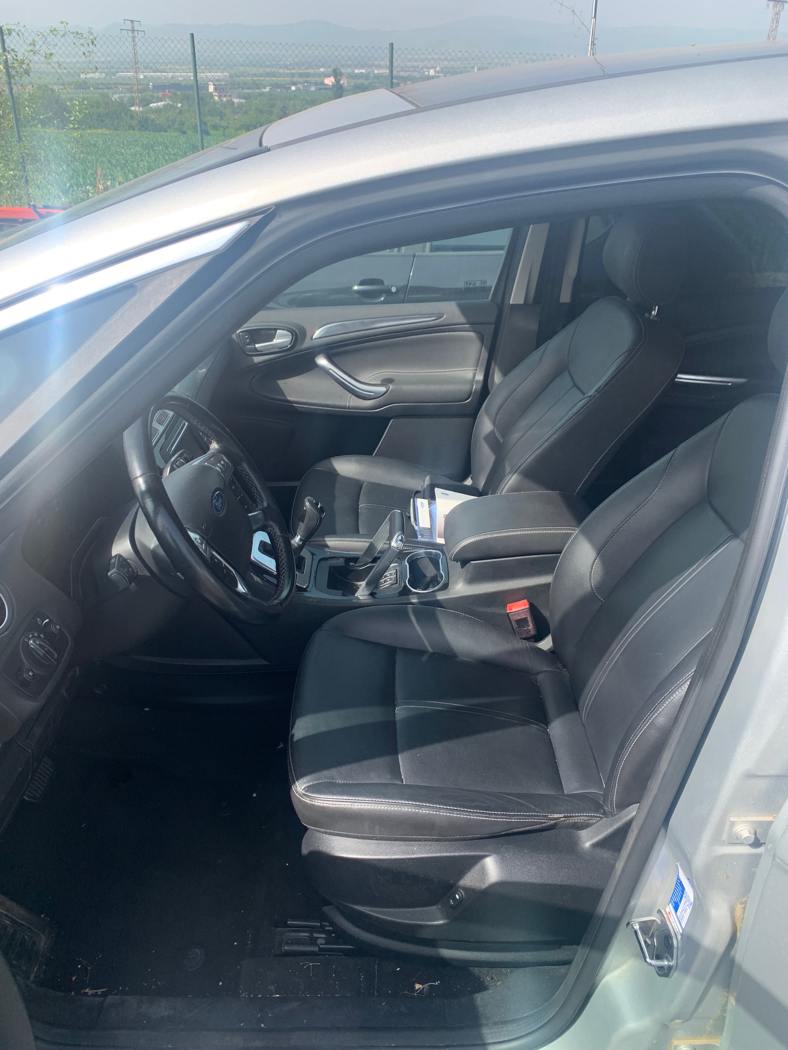 Ford S max titanium 2.0еcoboost 2014г
