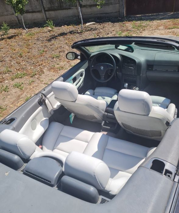 Vând BMW E36 cabrio sau schimb cu (BMW e36 coupe 318is cu trapa)