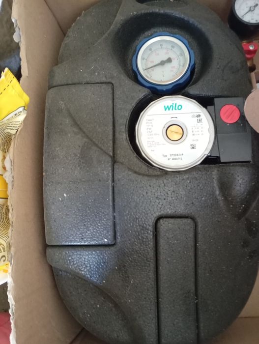 Слънчев панел (комплект) за топла вода Viessmann Vitosol-100 FM