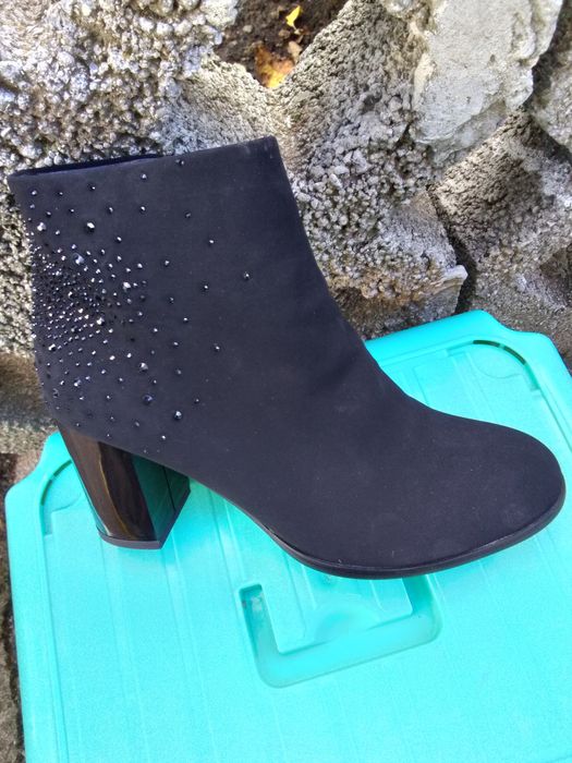 Дамски официални боти