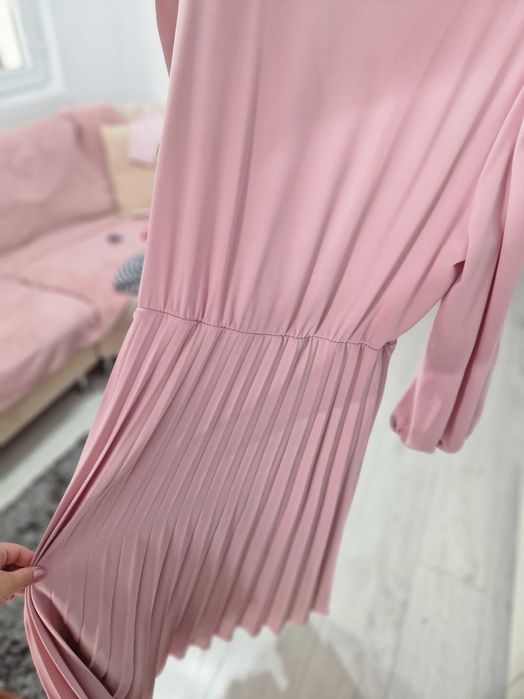 Rochie ocazie 44, roz pudra plisee