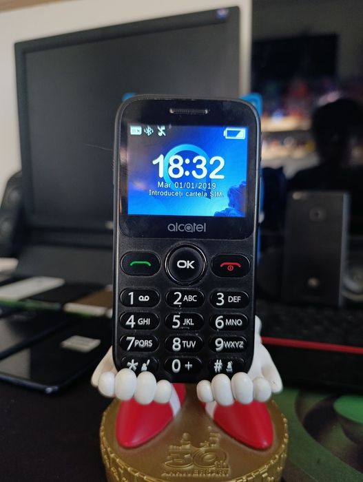Telefon Alcatel ideal pt pers în vârstă