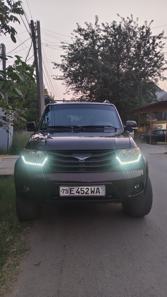 УАЗ патриот сотилади 2015