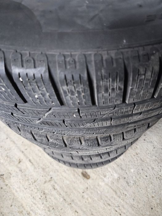 Cauciucuri de Iarna Pirelli 225/55 R17