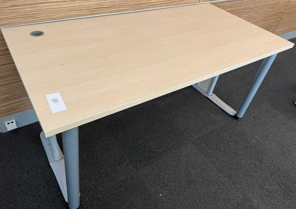 10 buc Birou Solid cu picioare metalice; Masa cu Blat 160x80 / 130x80
