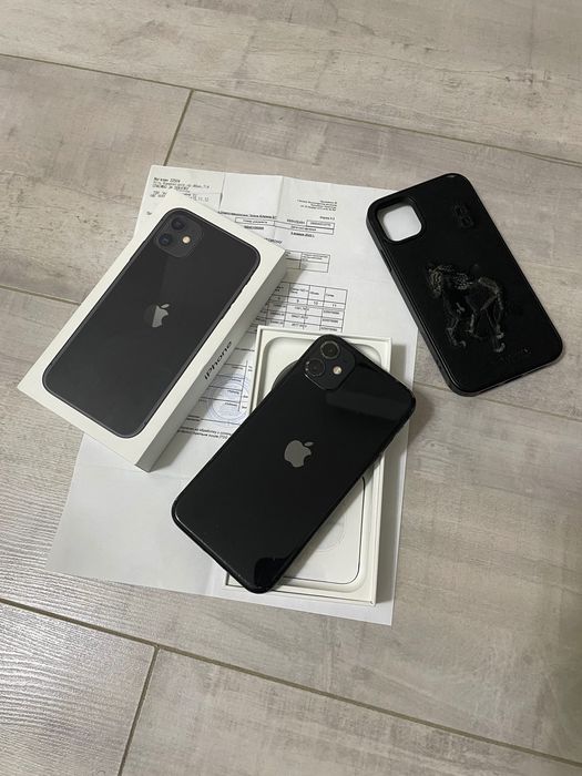 Продам iPhone 11 128 ГБ айфон 11