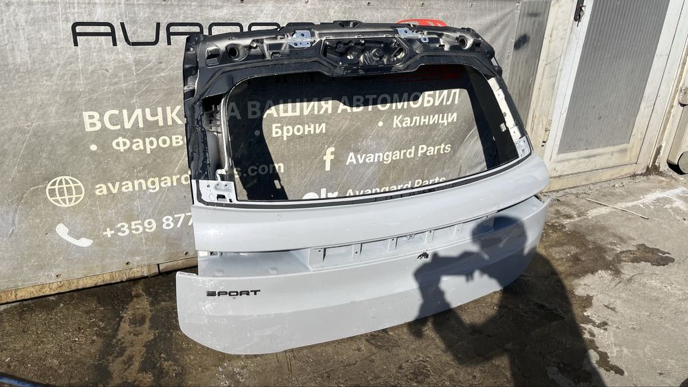 Багажна врата Range Rover Sport L461 2022-