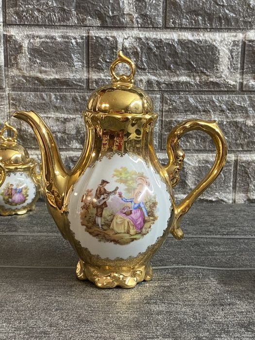 Красив много лек златист сервиз за кафе -Ansbach Bavaria