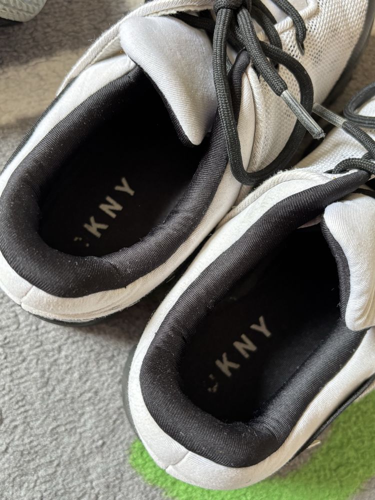Adidas, Babolat, DKNY, Under Armour - детски!