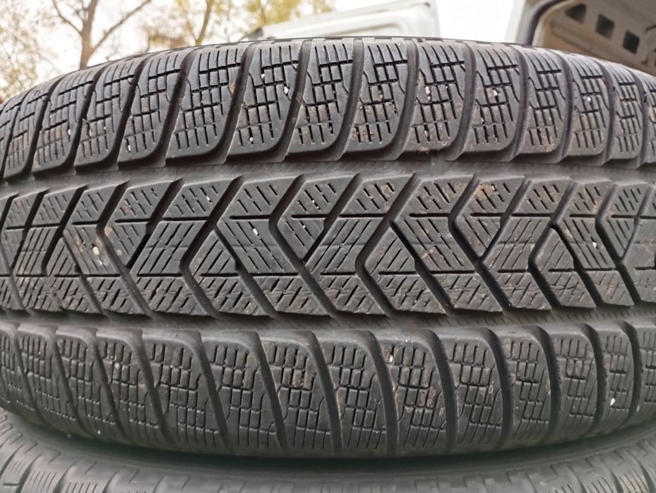 Anvelope 235/55/18 Pirelli