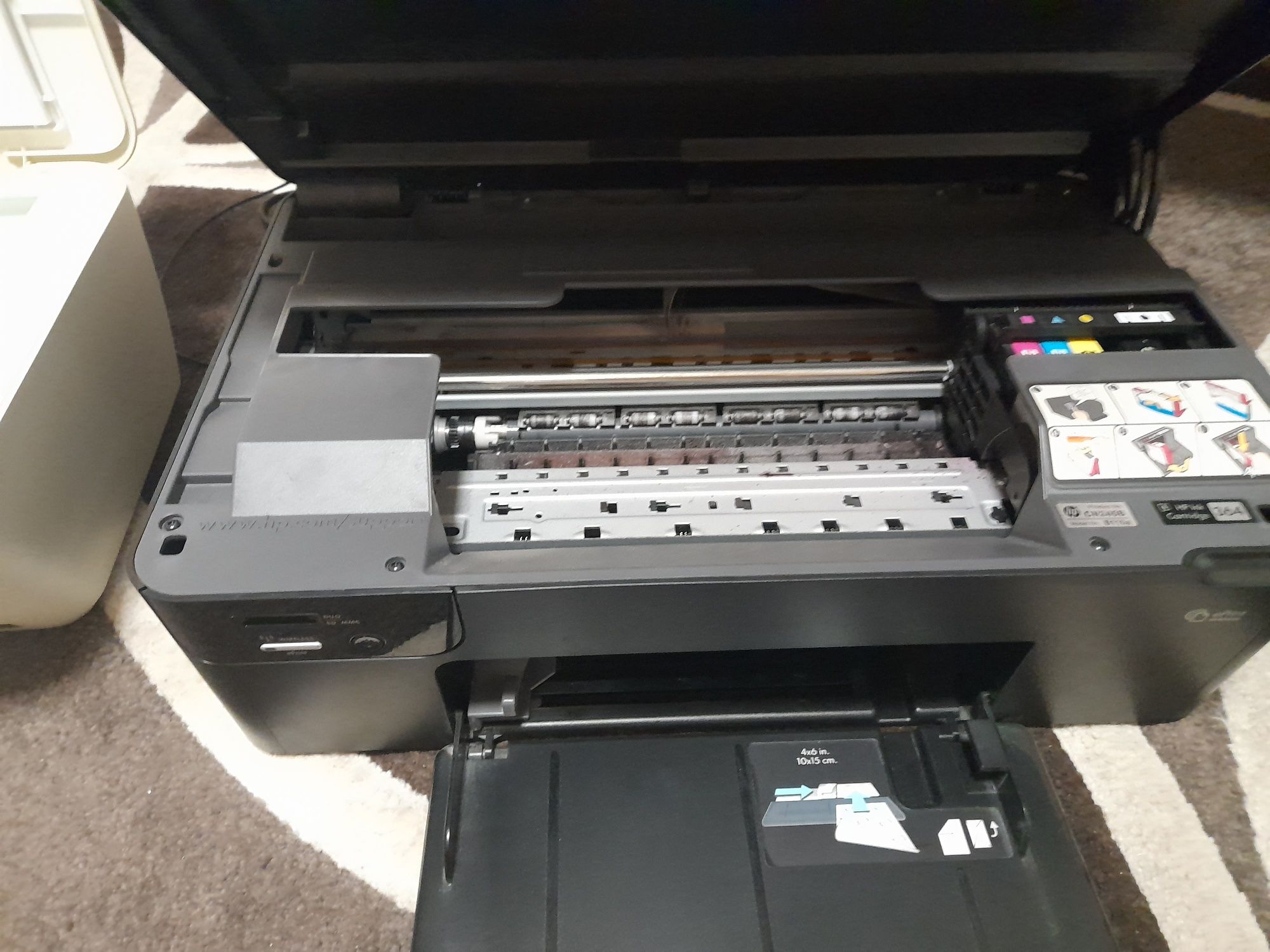 Vând 2 imprimante hp Inkjet