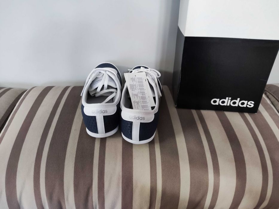Дамски маратонки Adidas 38 номер