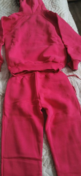 Детски спортен комплект за момиче