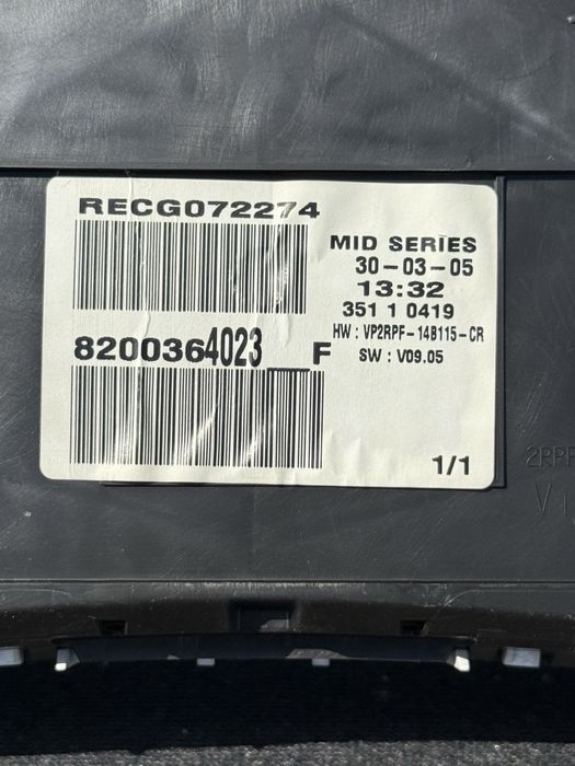 ceasuri bord renault megane 82003464023F