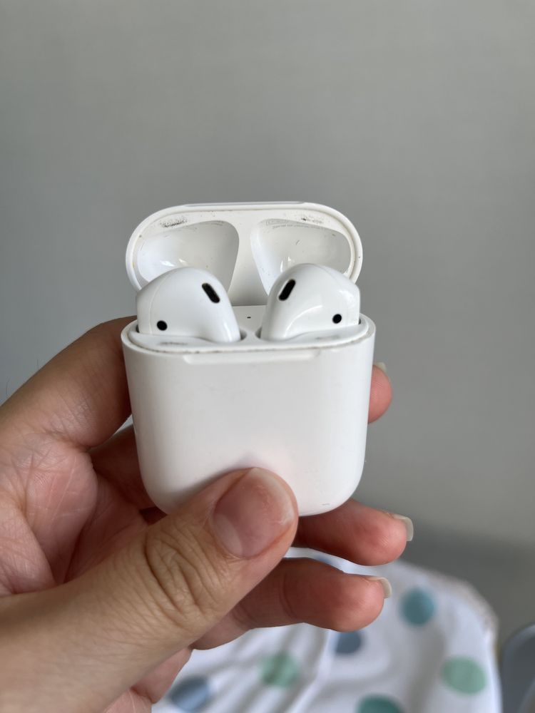 AirPods 1 поколения оригинал