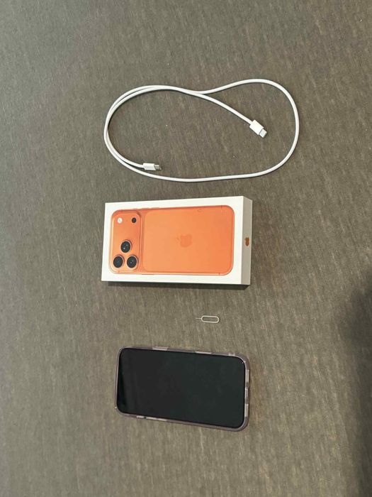 iPhone 17 Pro Max 256 GB Cosmic Orange