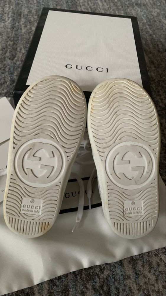 Оригинални маратонки кожени кецове Гучи Gucci 22 размер