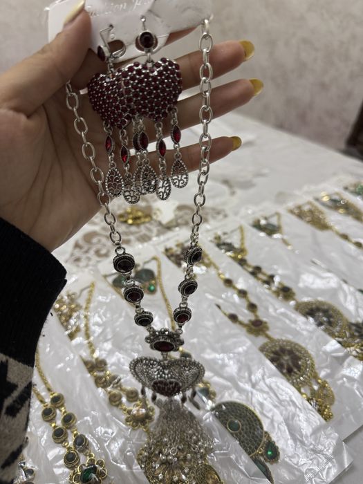 Восточное украшение ручной работы • Нарядное ожерелье
