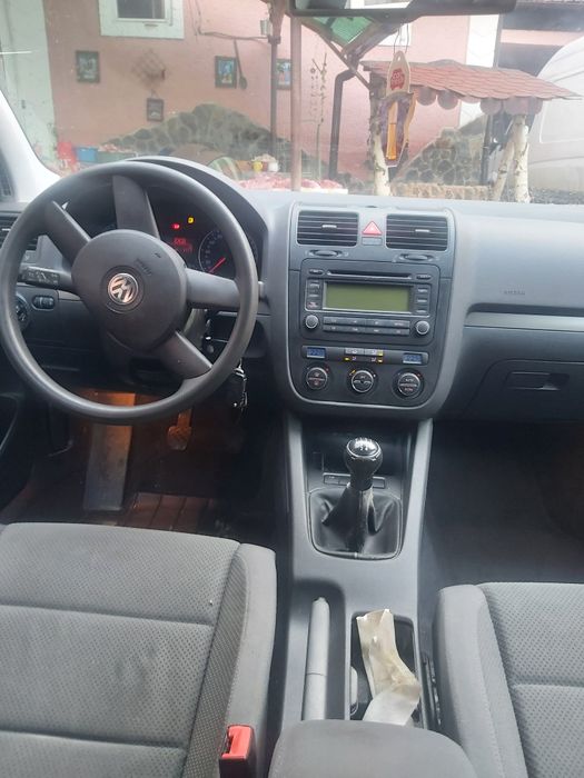 Vw Golf, 5 1.4 benzină