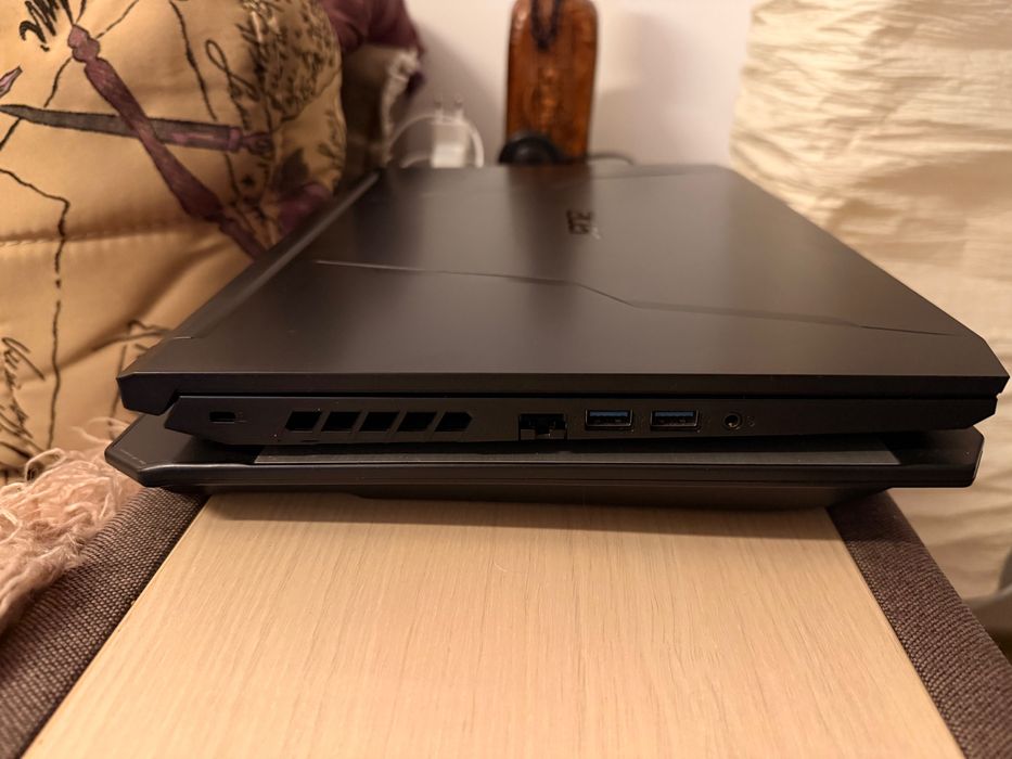 Laptop gaming Acer Nitro 5,Ryzen 5800H,RTX 3080,32 gb ram impecabil