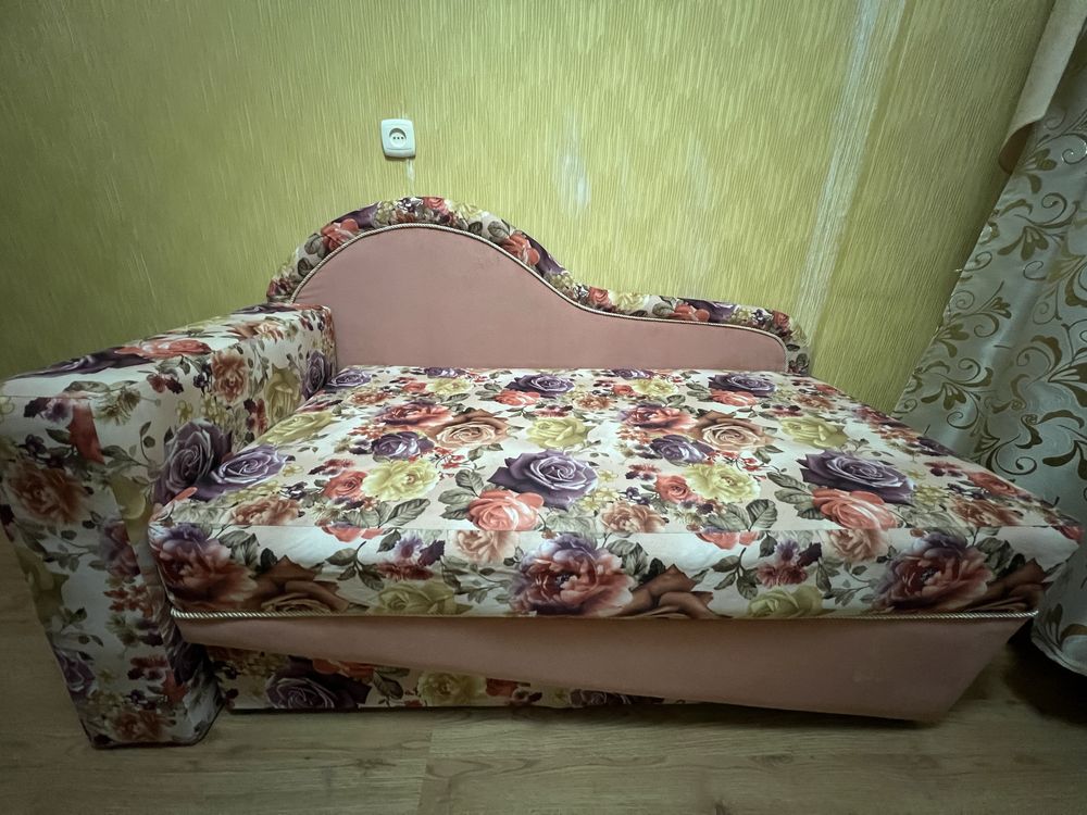 Диван-софа в отличном состоянии