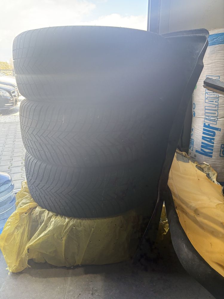 Гуми Bridgestone Blizzak 275/50R20