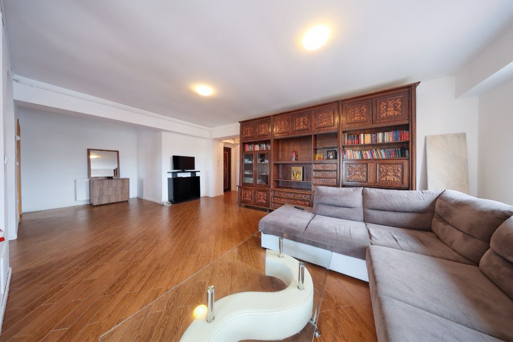 Biblioteca uriasa tip Simex