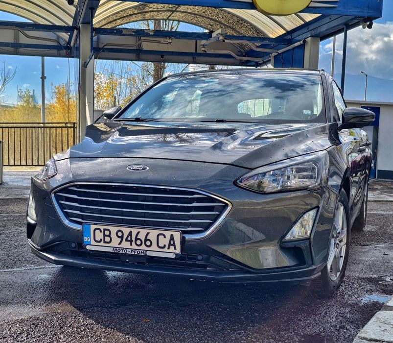 FORD FOCUS  Ecoboost: едва 20 хил. км, в гаранция! Спешно!