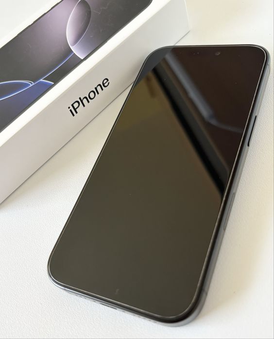 Apple iPhone 16 Pro Black Titanium 128GB на 1 месец!