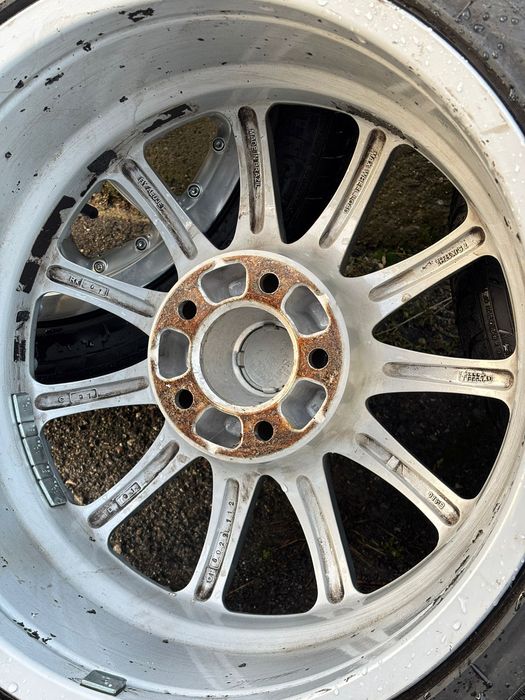 Джанти за Мерцедес с летни гуми 17