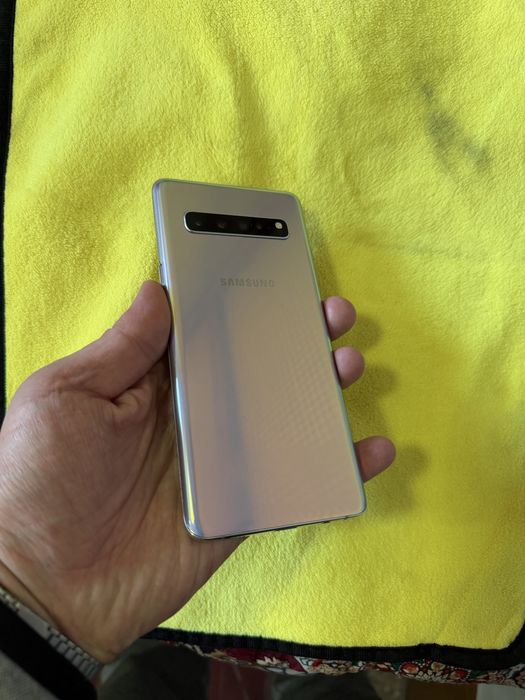 samsung s10+5g pamit 8.256g holati ideal karea region