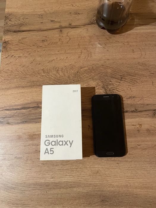 Самсунг а5 2017 Samsung A5 2017