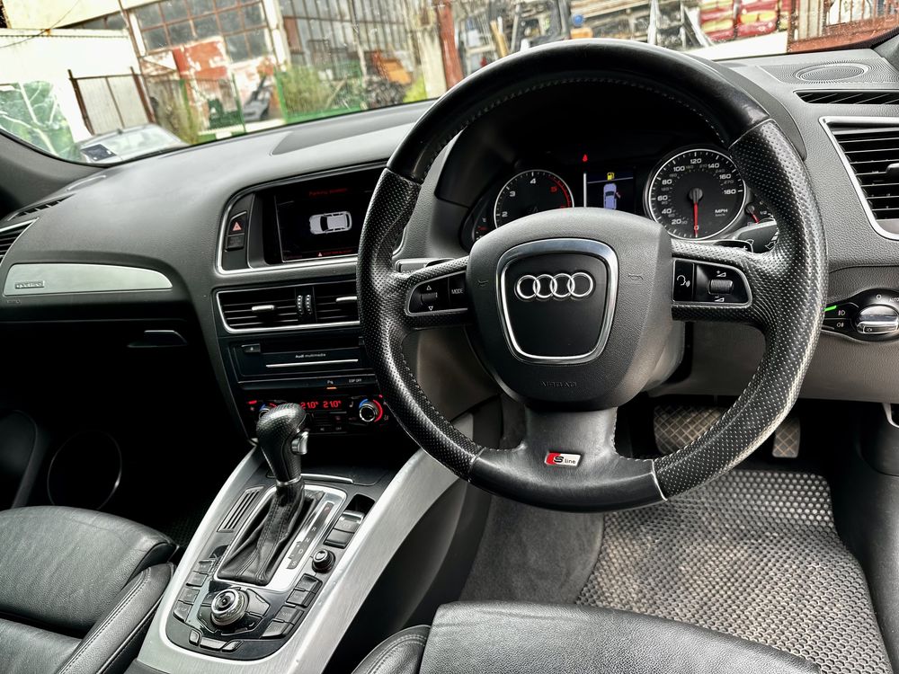 Audi Q5 3.0TDI S line Quattro Ауди Кю5 С лайн Куатро