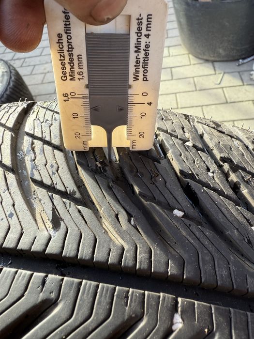 Anvelope 235 45 18 Michelin iarna 2022