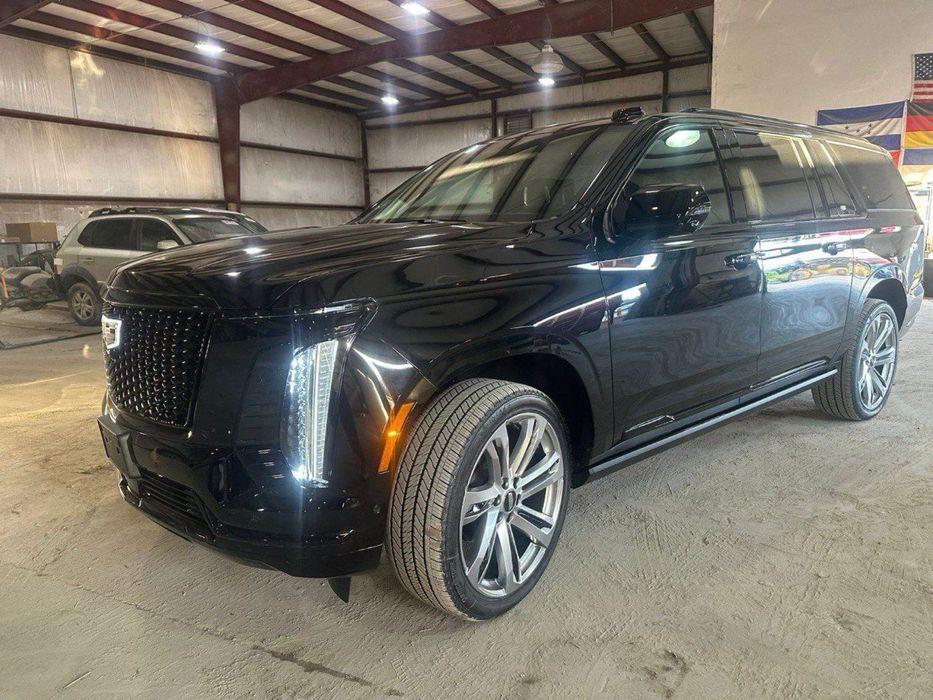 Cadillac Escalade Короткие 2025 год в Наличии