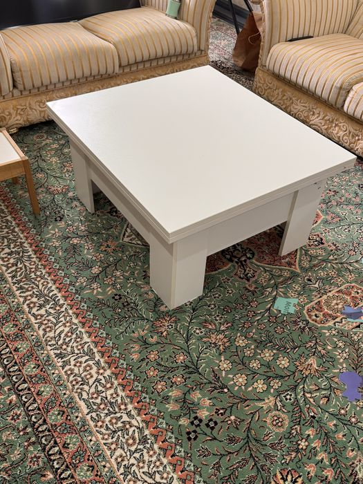 Стол-трансформер 2в1 — журнальный и обеденный