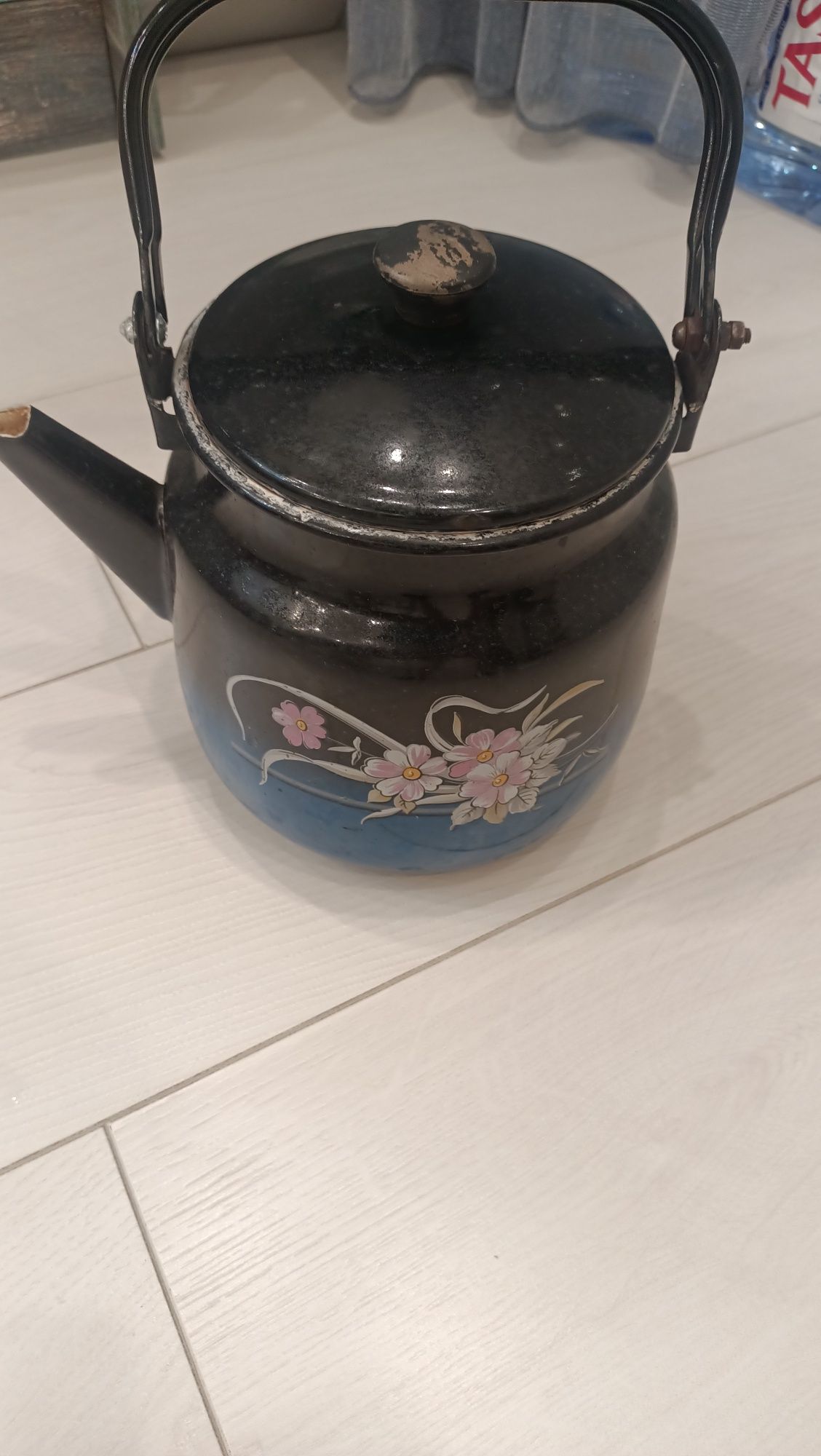 Чайник эмалированный