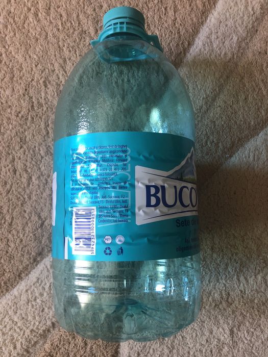 Vand  sticle PET de 5 L