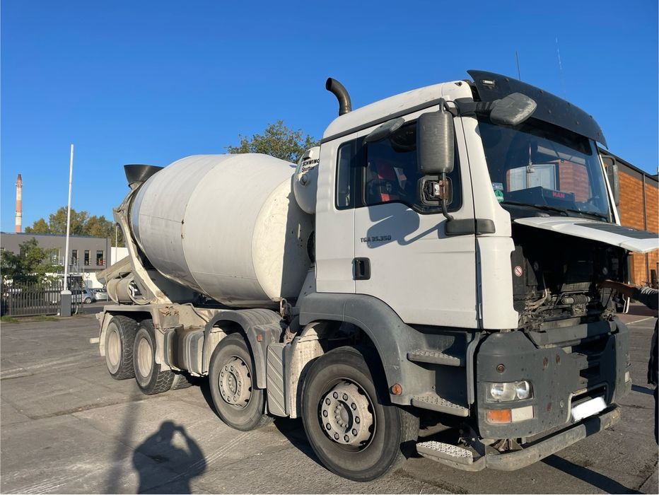 MAN autobetoniera 8x4