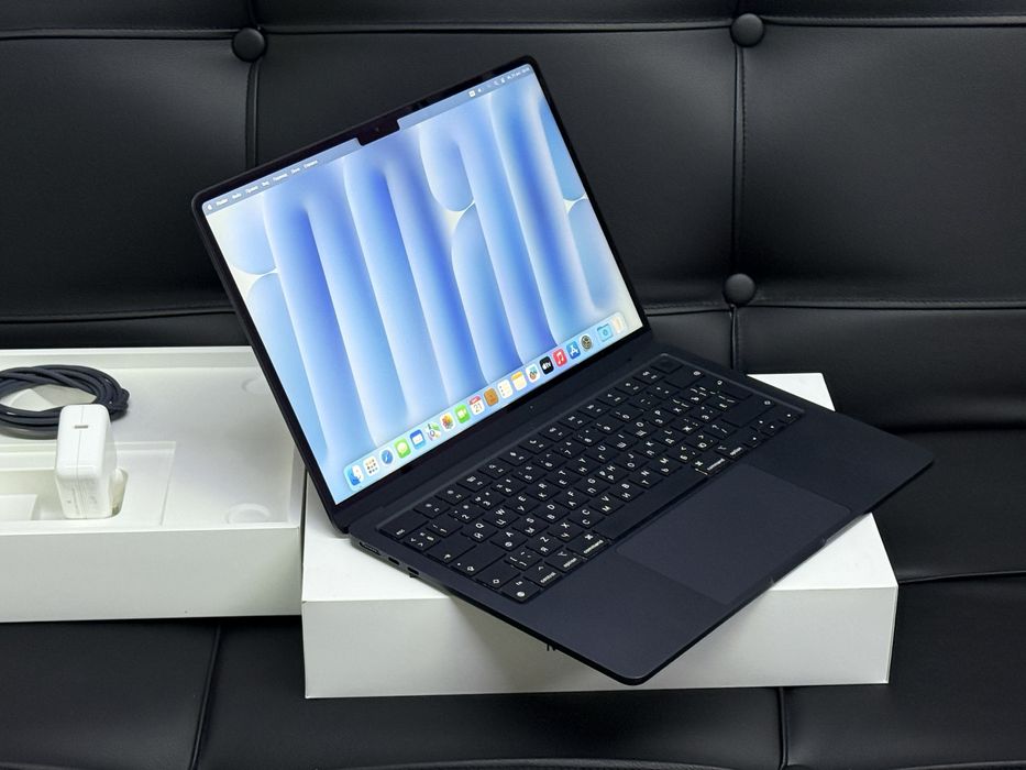 Оперативка 16ГБ/Apple MacBook Air 13.6 M3 2025/темно синий/SSD256GB