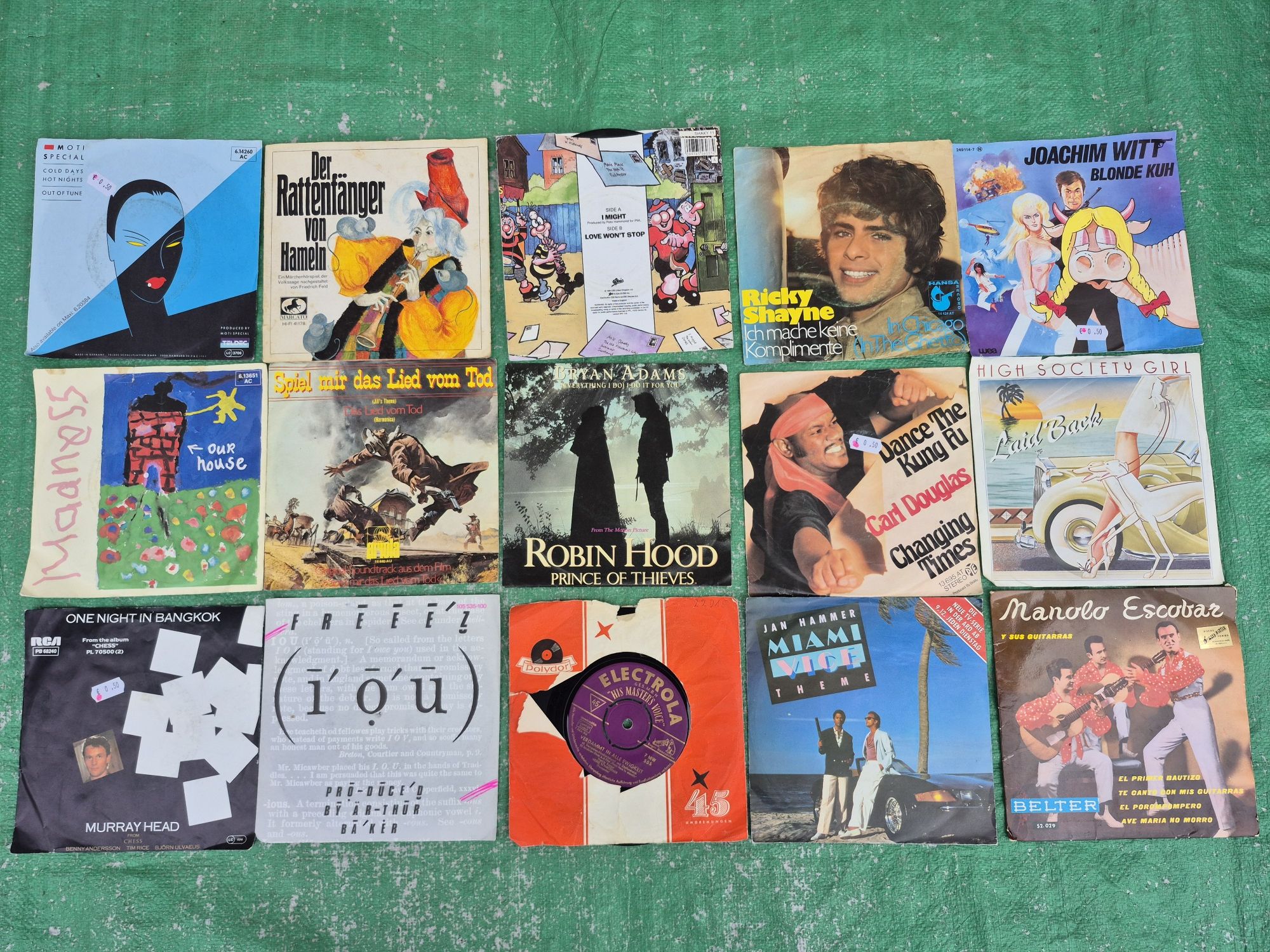 Vand Lot Discuri Vinil colectie aproximativ 112LP muzica usoara mixtă