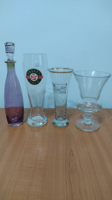 3 . Sticle , pahare , carafa , țoiuri, untieră , plosca bota