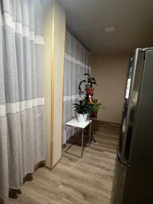 Продаю Метро Хамза 2-2-5 кирпичный дом