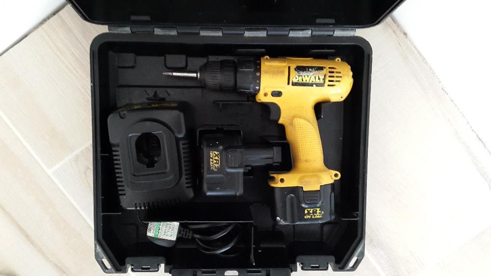 DeWALT XR2 12V 2Ah - Немски професиунален винтоверт.Двускоростен.