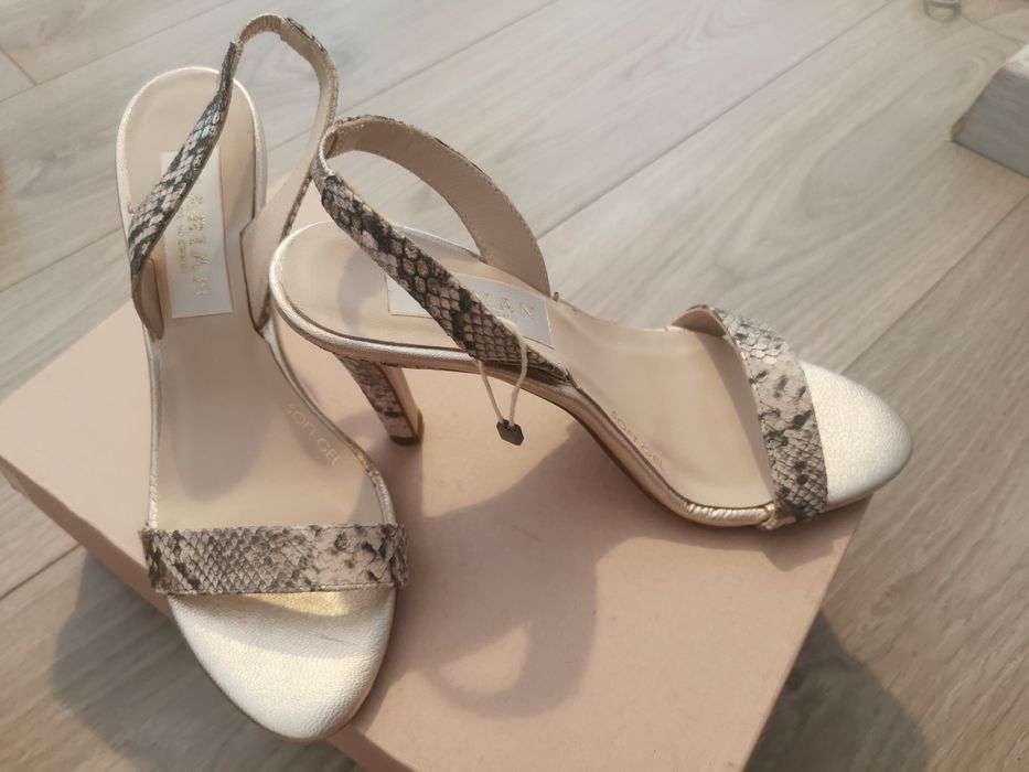 Sandale piele, mas 36, noi
