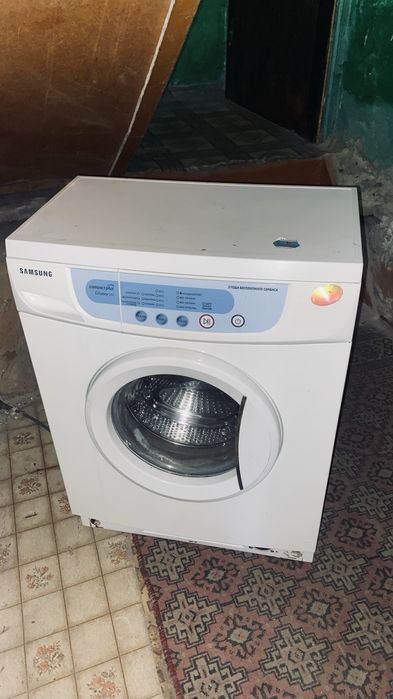 Продаи стиральную машинку