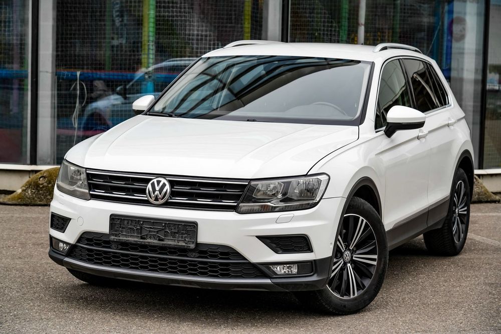 Volkswagen Tiguan Bord digital/Lane asist/Keyless Go/Entry/123000km